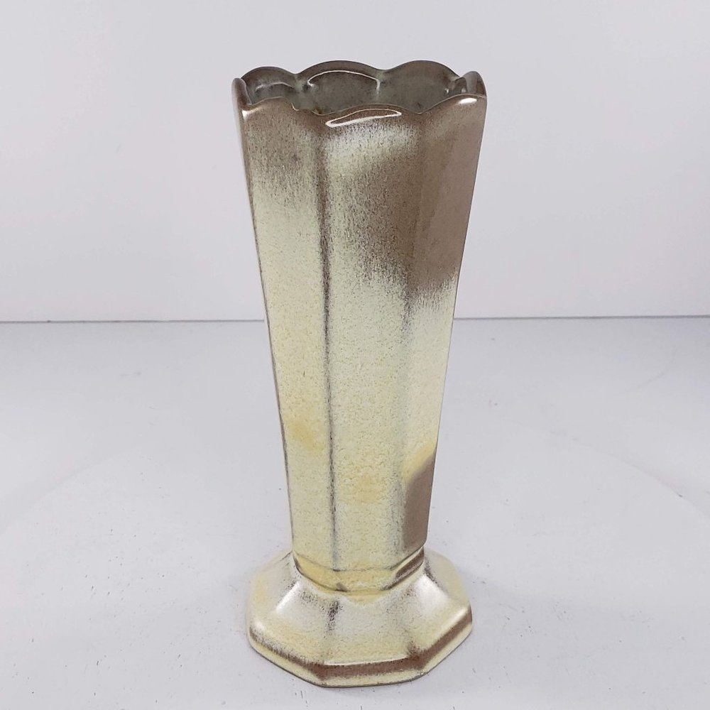 Frankoma Pottery Plainsman Vase 38 Octagonal Desert Gold *Chipped*